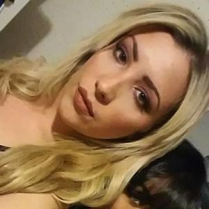 Meet your Posher, Marina